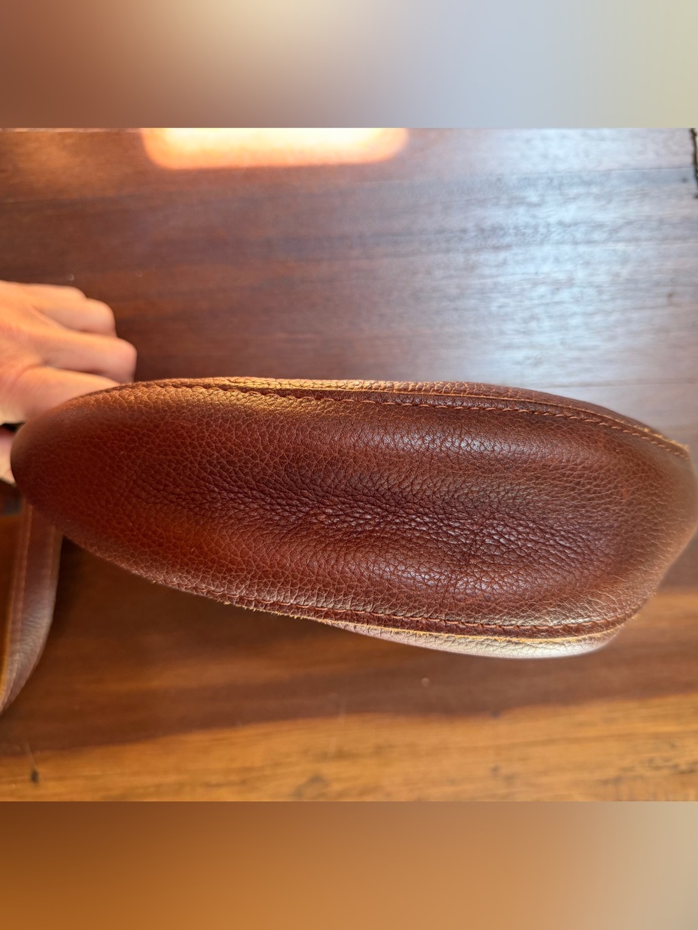 Portland Leather - Koala Medium - Nutmeg Crossbody Bag - Picture 5 of 8